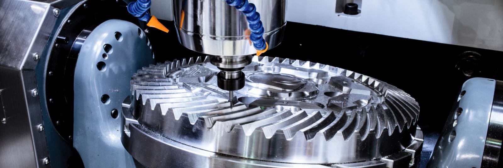CNC milling machine  creating a component